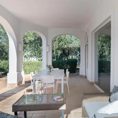 Villa Eagle